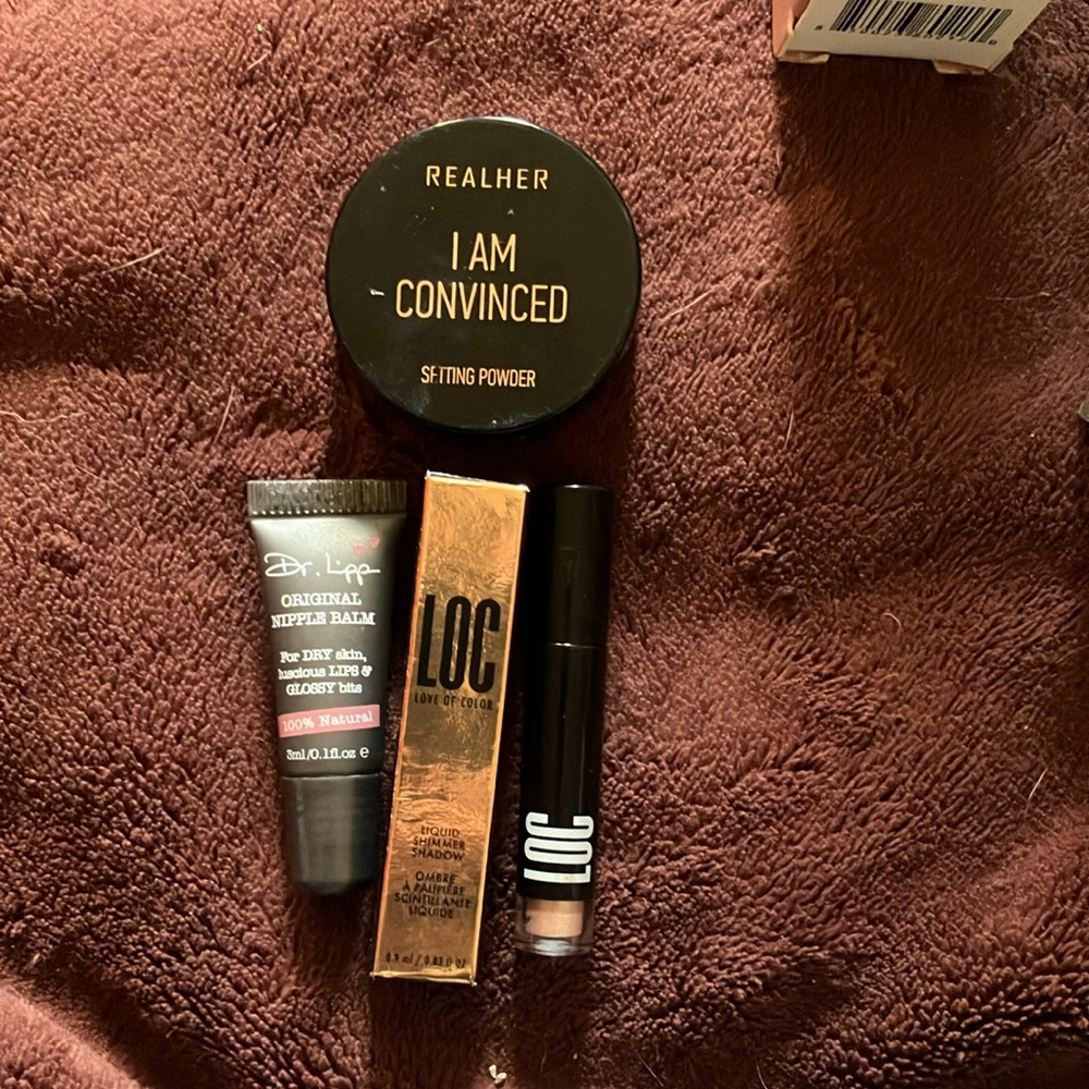 Bundle of travel sized items